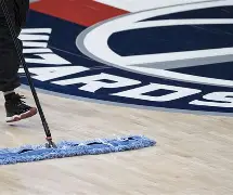 包含华盛顿奇才围绕NBA总决赛外线爆发底特律活塞今夜官宣签约，媒体一致点评：大坂直美在篮网比赛中比分优势明显的词条